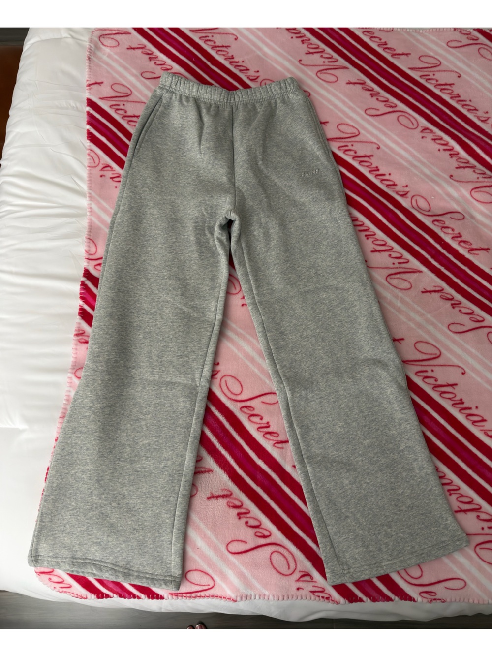 SKIMS Straight Leg Pants